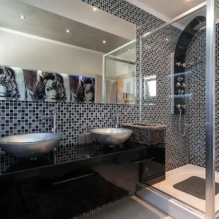 Apartman Spacious Luxury With Sea View *