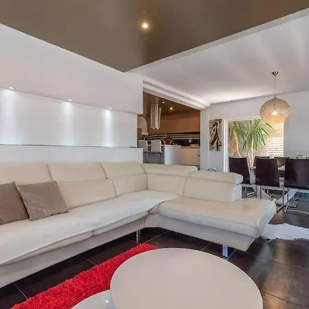 شقة Spacious Luxury With Sea View *