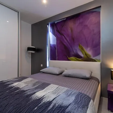 Spacious Luxury With Sea View
